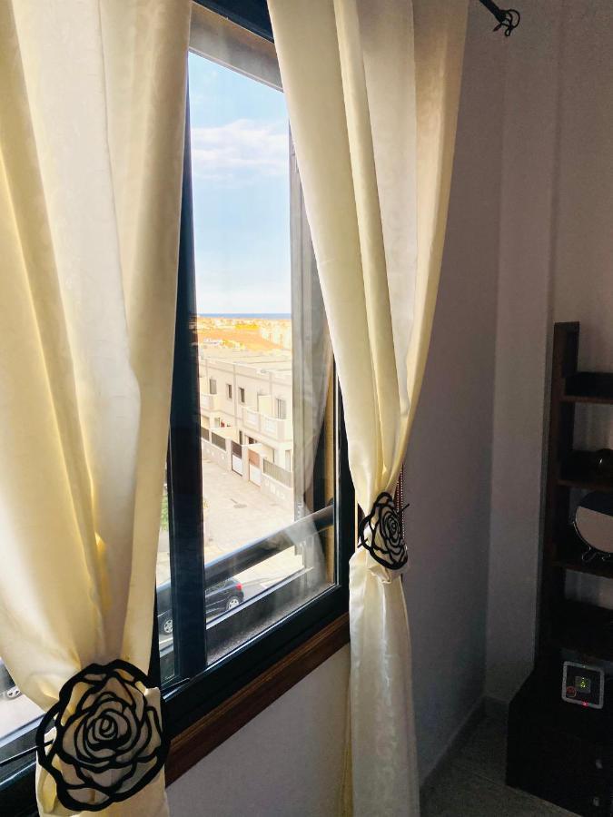 Medano Sweet Home 2 Bedrooms With Wi-Fi, Pool, Beach El Médano المظهر الخارجي الصورة